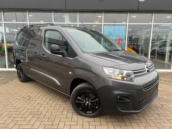 Used Citroen Berlingo 2023 for sale - 76788199: Photo