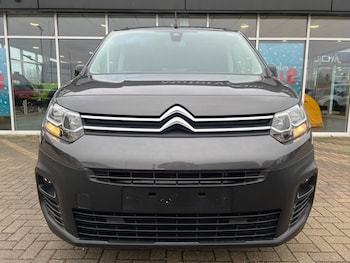 Used Citroen Berlingo 2023 for sale - 76788199: Photo