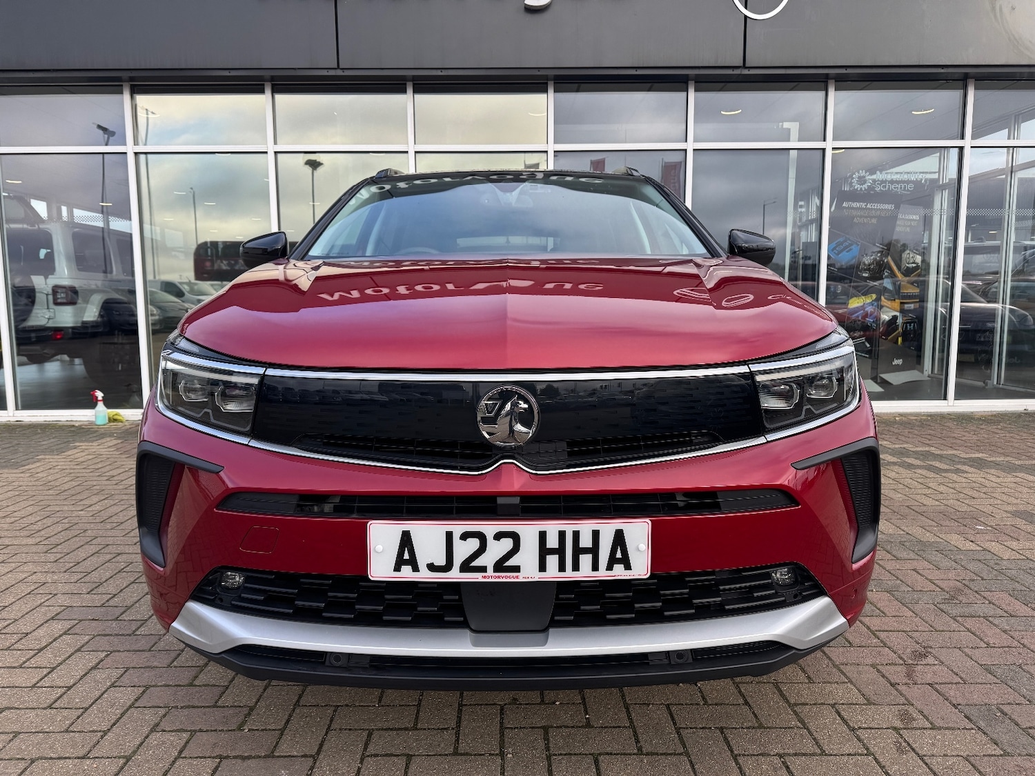 Used Vauxhall Grandland 2022 for sale - 76434805: Photo 2