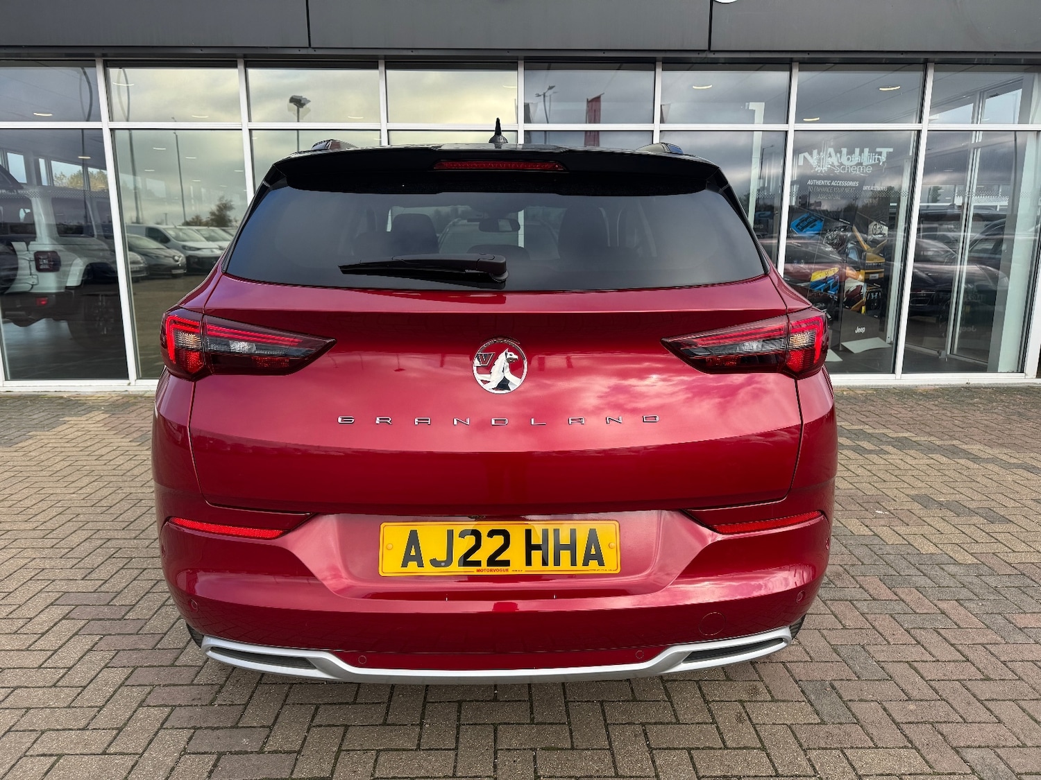 Used Vauxhall Grandland 2022 for sale - 76434805: Photo 8