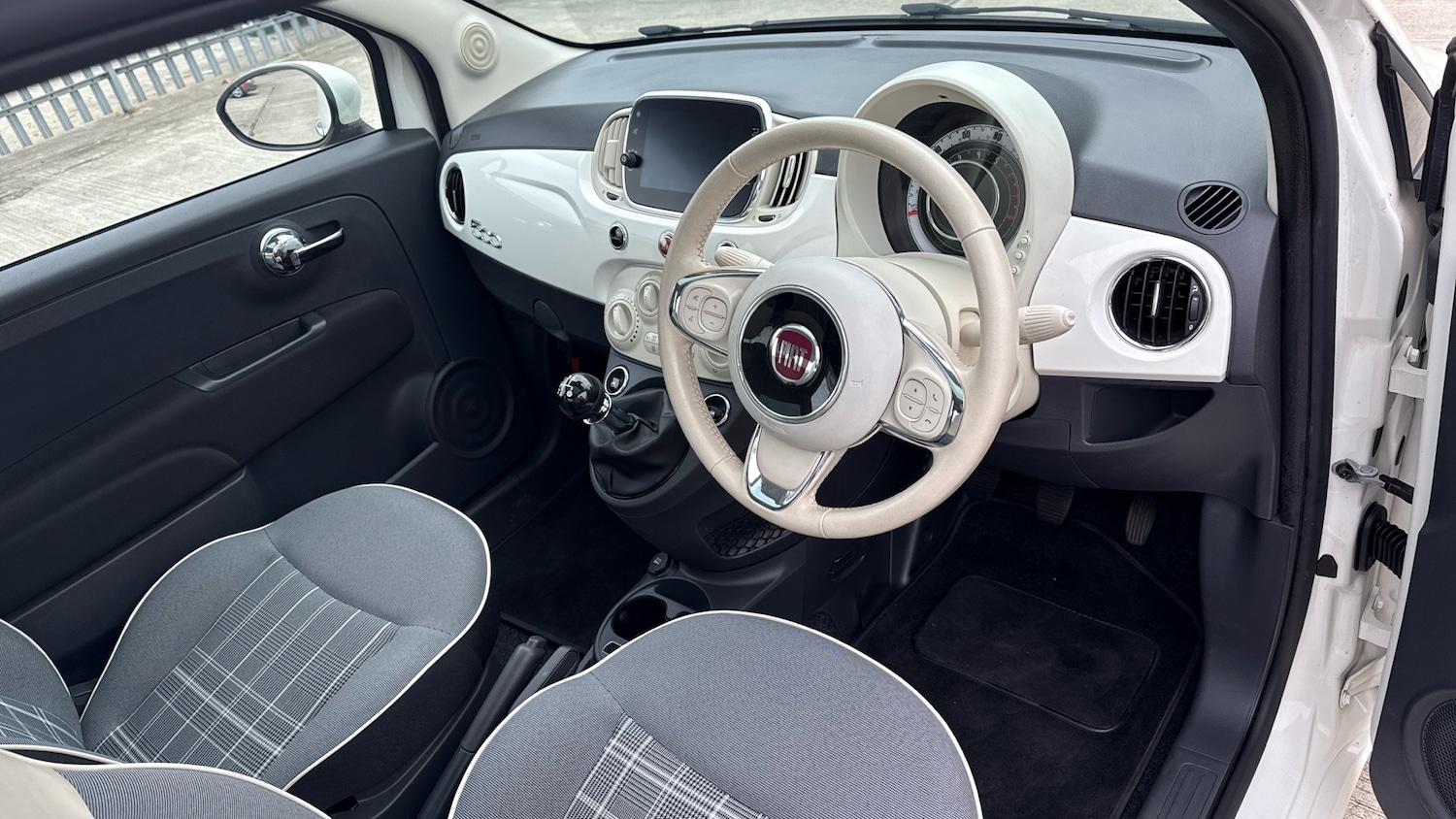 Used Fiat 500 2017 for sale - 76198043: Photo 9