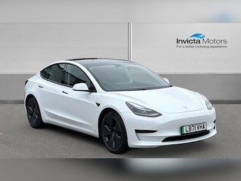 2021 - Standard Plus 4dr Auto - Panoramic Glass Roof - He