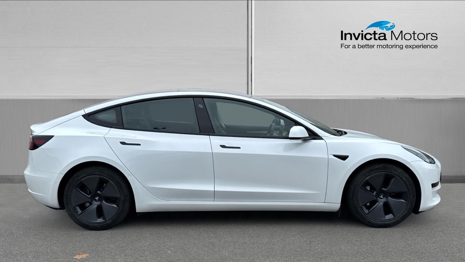 Used Tesla Model 3 2021 for sale - 76224920: Photo 2
