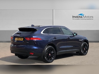 Used Jaguar F-Pace 2019 for sale - 79335355: Photo