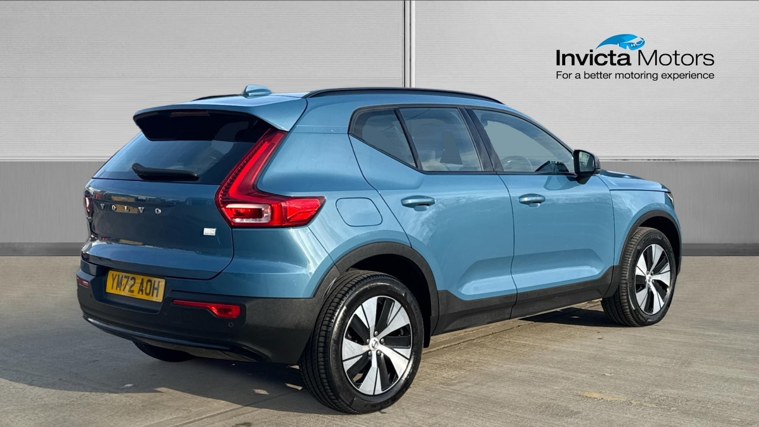 Used Volvo XC40 2023 for sale - 77807280: Photo 3