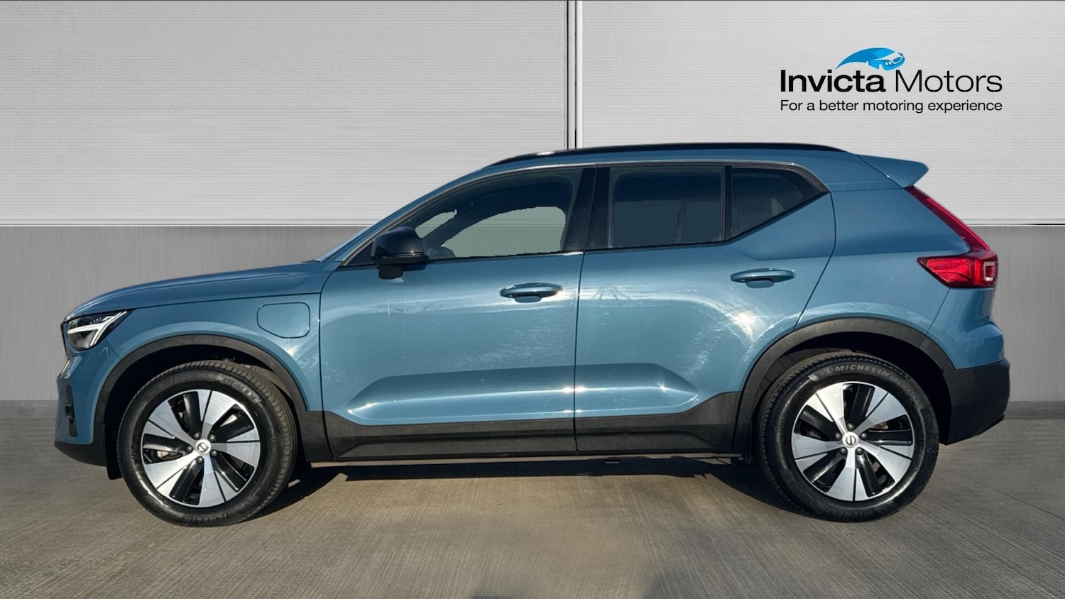 Used Volvo XC40 2023 for sale - 77807280: Photo 6