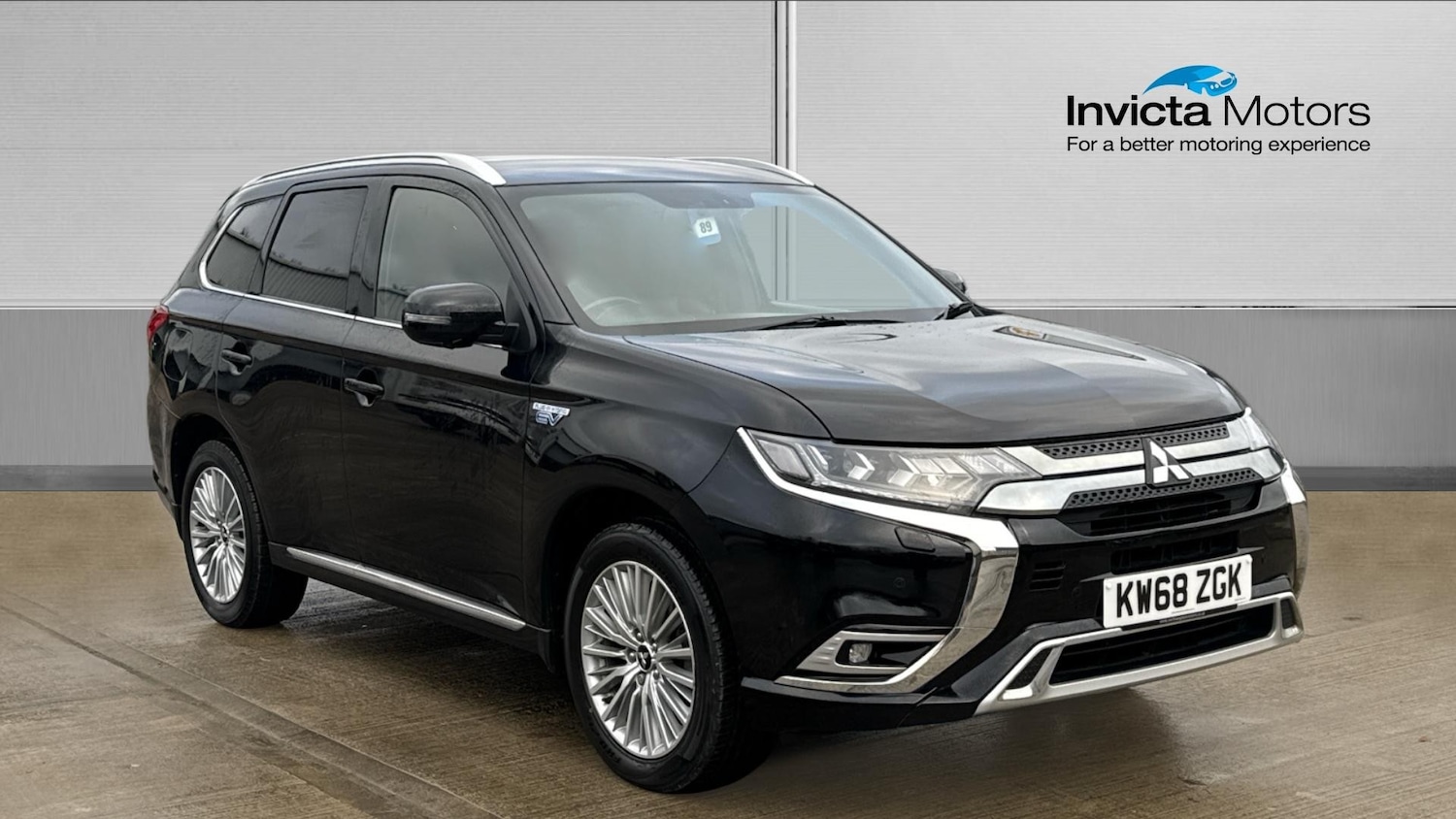 Used Mitsubishi Outlander 2018 for sale - 76864130: Photo 1