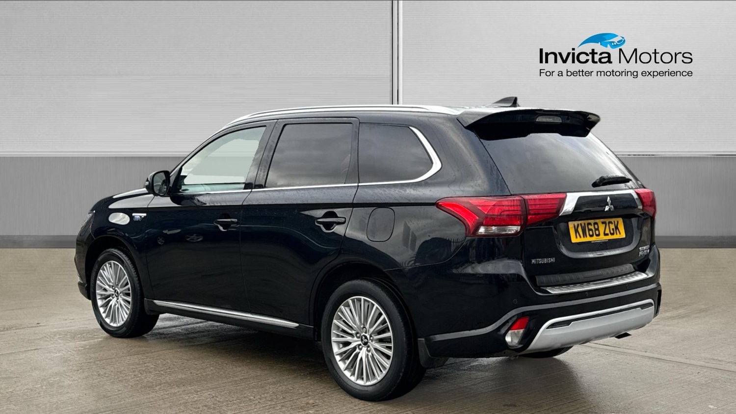 Used Mitsubishi Outlander 2018 for sale - 76864130: Photo 5