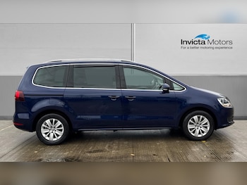 Used Volkswagen Sharan 2017 for sale - 76770125: Photo