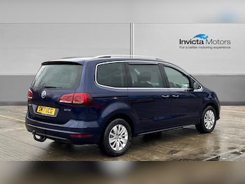 Used Volkswagen Sharan 2017 for sale - 76770125: Photo