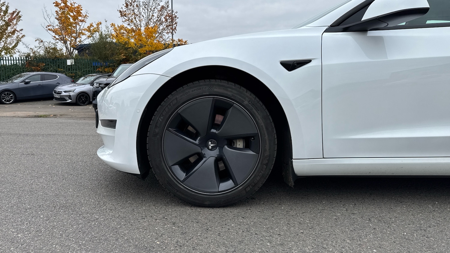 Used Tesla Model 3 2021 for sale - 76281292: Photo 17