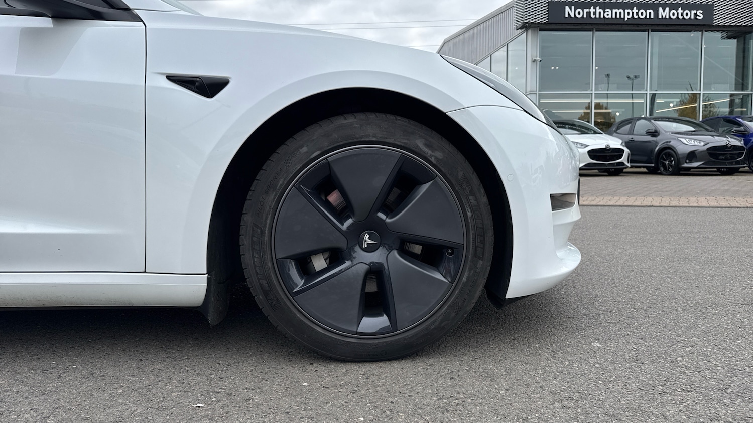 Used Tesla Model 3 2021 for sale - 76281292: Photo 20