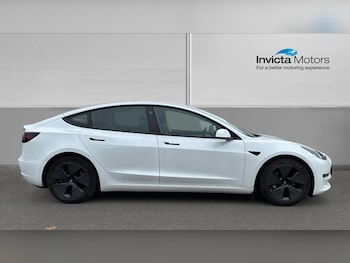 Used Tesla Model 3 2021 for sale - 76281292: Photo