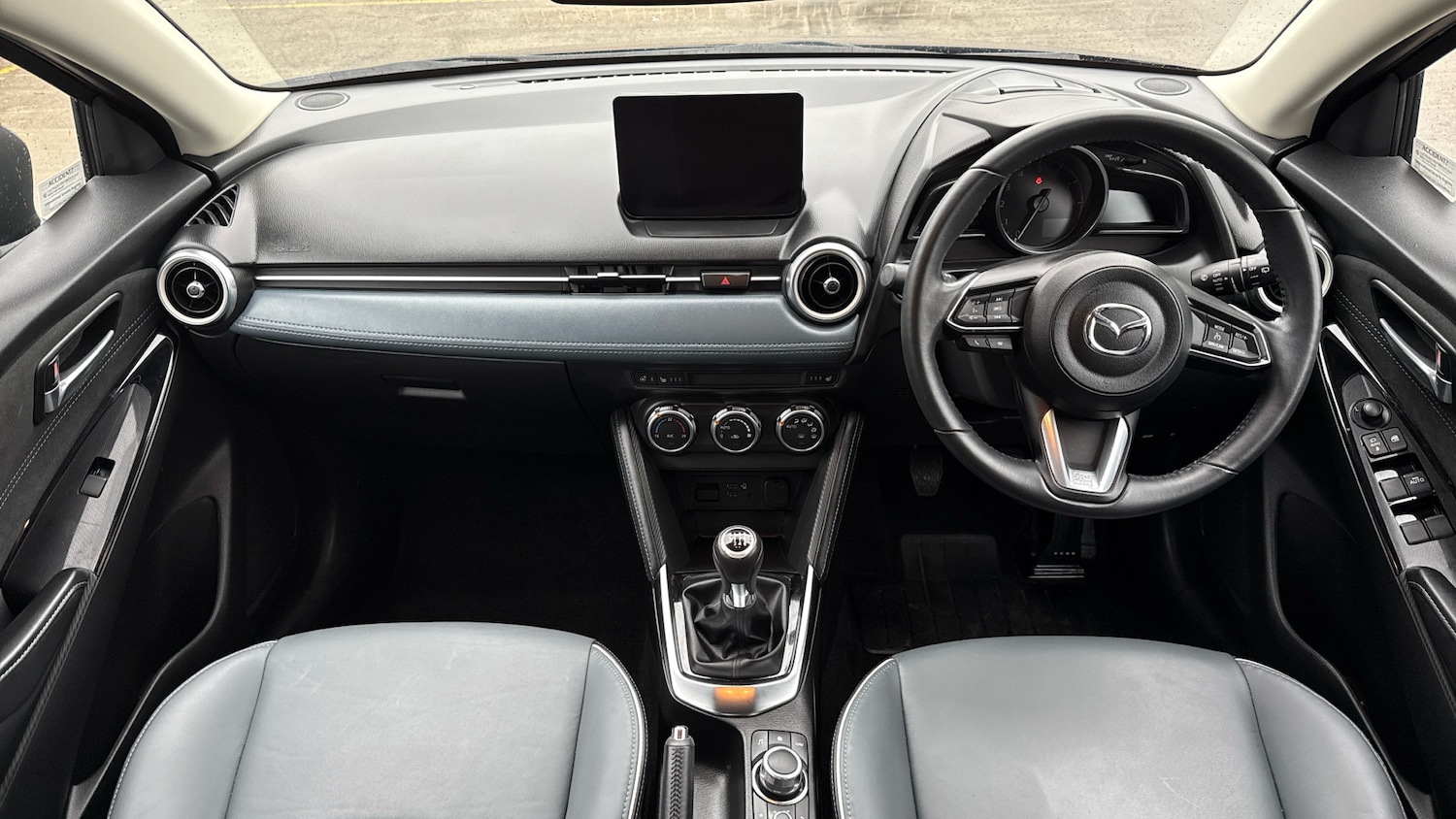 Used Mazda Mazda2 2022 for sale - 76910960: Photo 11