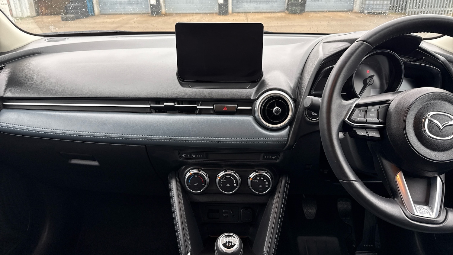 Used Mazda Mazda2 2022 for sale - 76910960: Photo 12