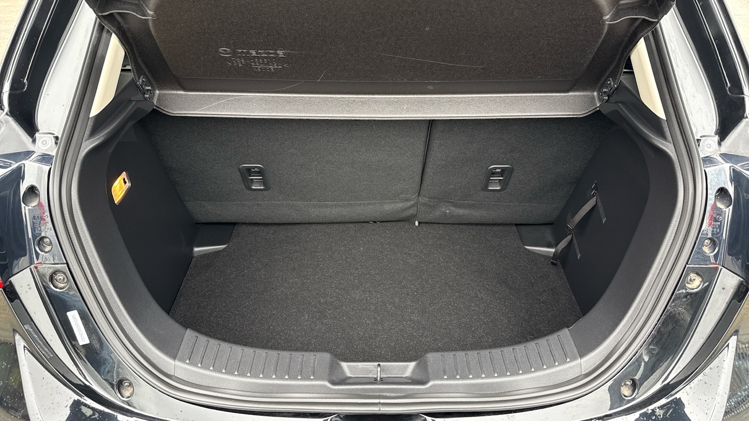 Used Mazda Mazda2 2022 for sale - 76910960: Photo 15