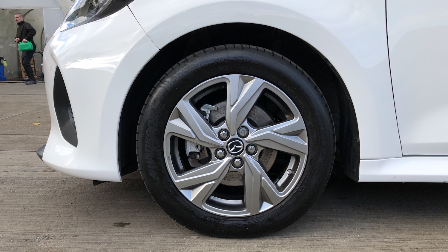 Used Mazda Mazda2 HYBRID 2024 for sale - 76292935: Photo 17