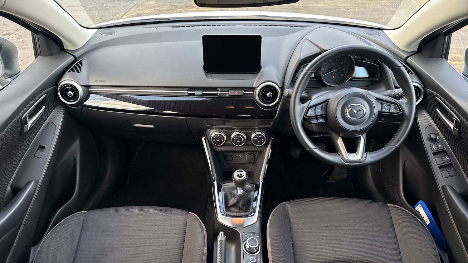 Used Mazda Mazda2 2023 for sale - 76951303: Photo 11