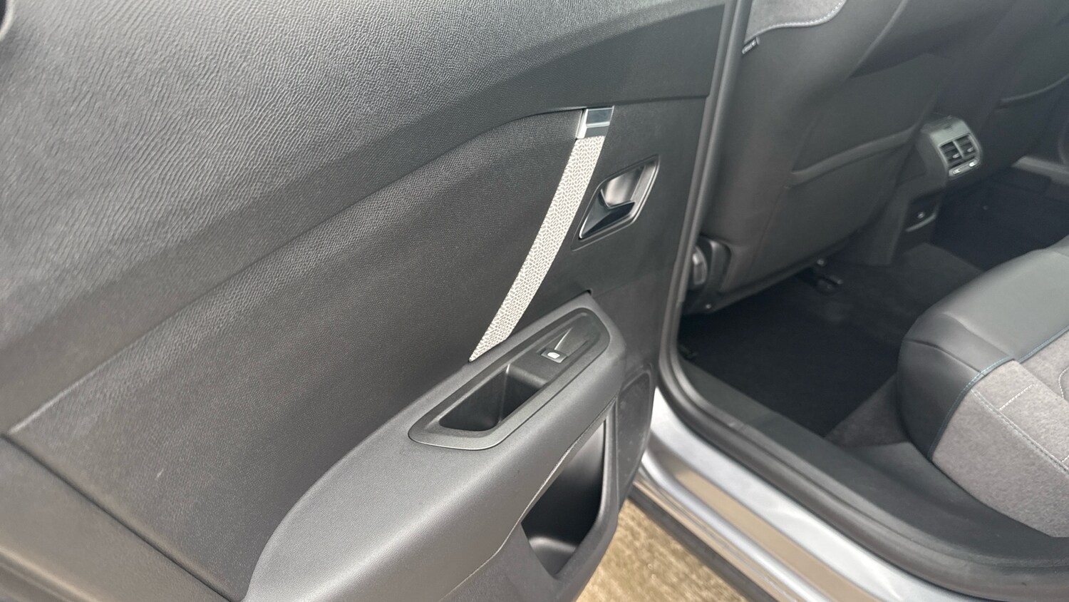 Used Citroen C4 for sale - 77807246: Photo 24