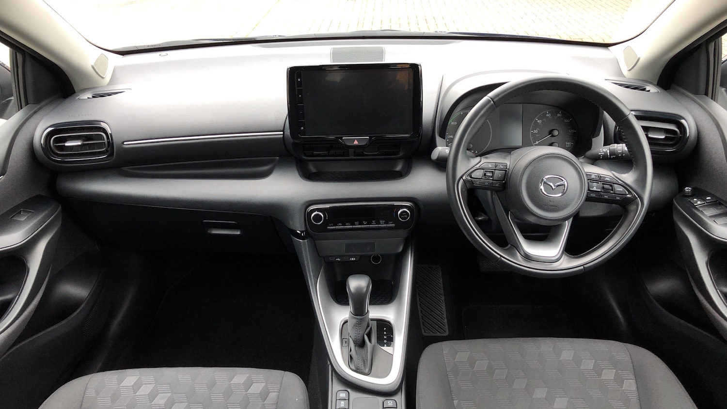 Used Mazda Mazda2 HYBRID 2024 for sale - 76605492: Photo 11