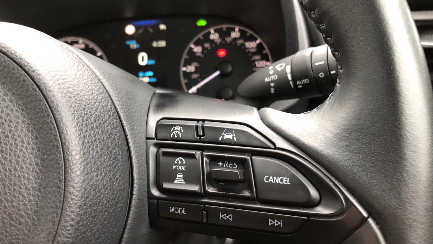 Used Mazda Mazda2 HYBRID 2024 for sale - 76605492: Photo 23