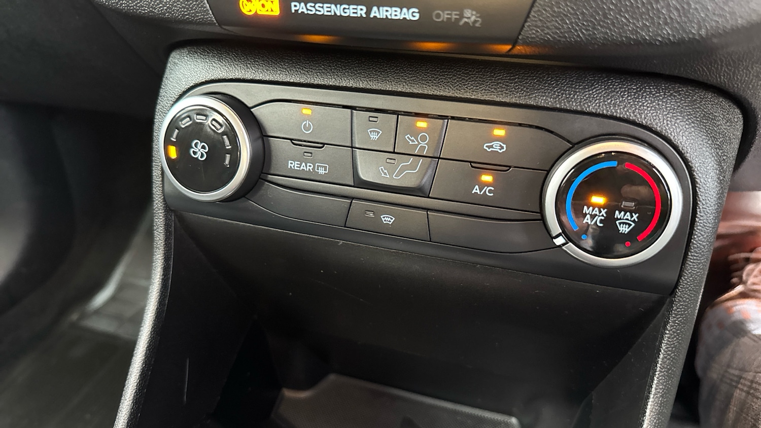 Used Ford Fiesta 2017 for sale - 76334920: Photo 23