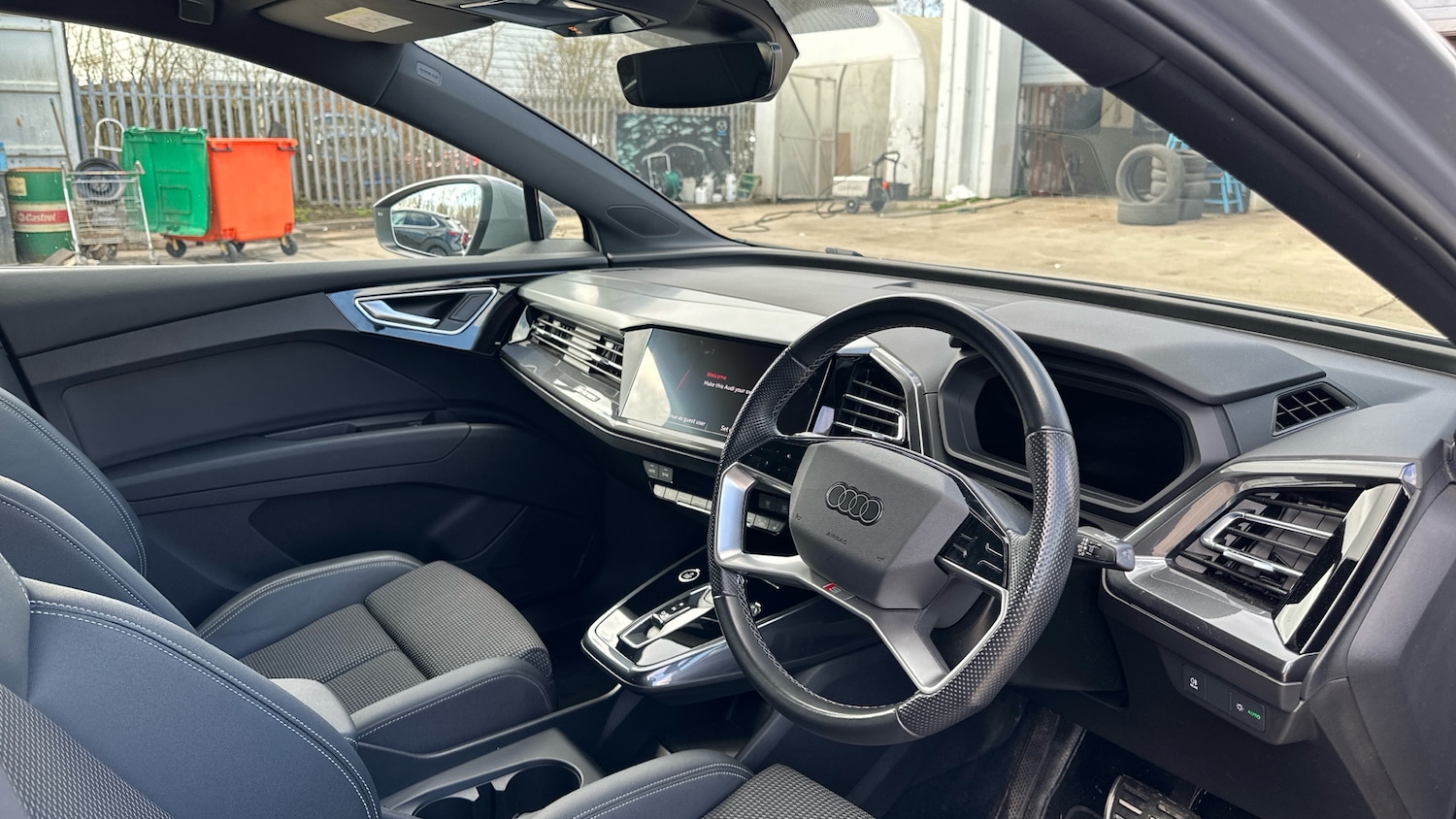 Used Audi Q4 e-tron 2023 for sale - 77937758: Photo 9