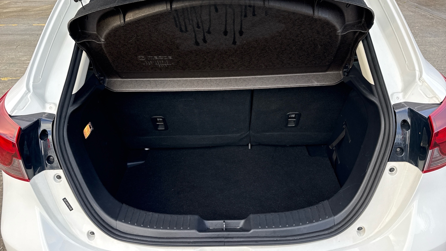 Used Mazda Mazda2 2023 for sale - 76864105: Photo 15