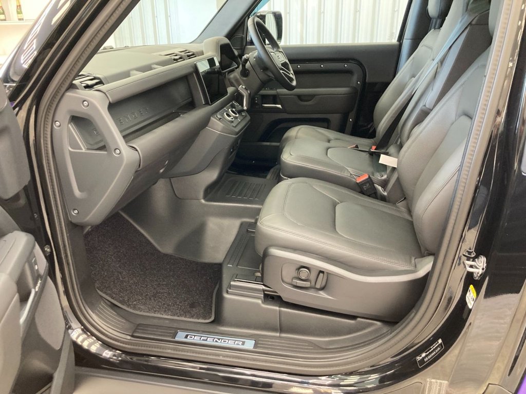 Used Land Rover Defender 2025 for sale - 77668828: Photo 18