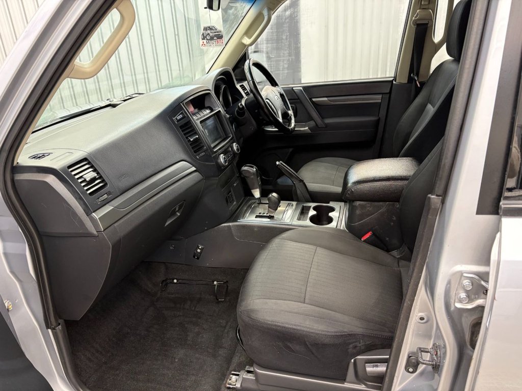 Used Mitsubishi Shogun 2014 for sale - 77288147: Photo 9