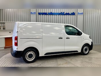 Used Vauxhall Vivaro 2020 for sale - 75998656: Photo