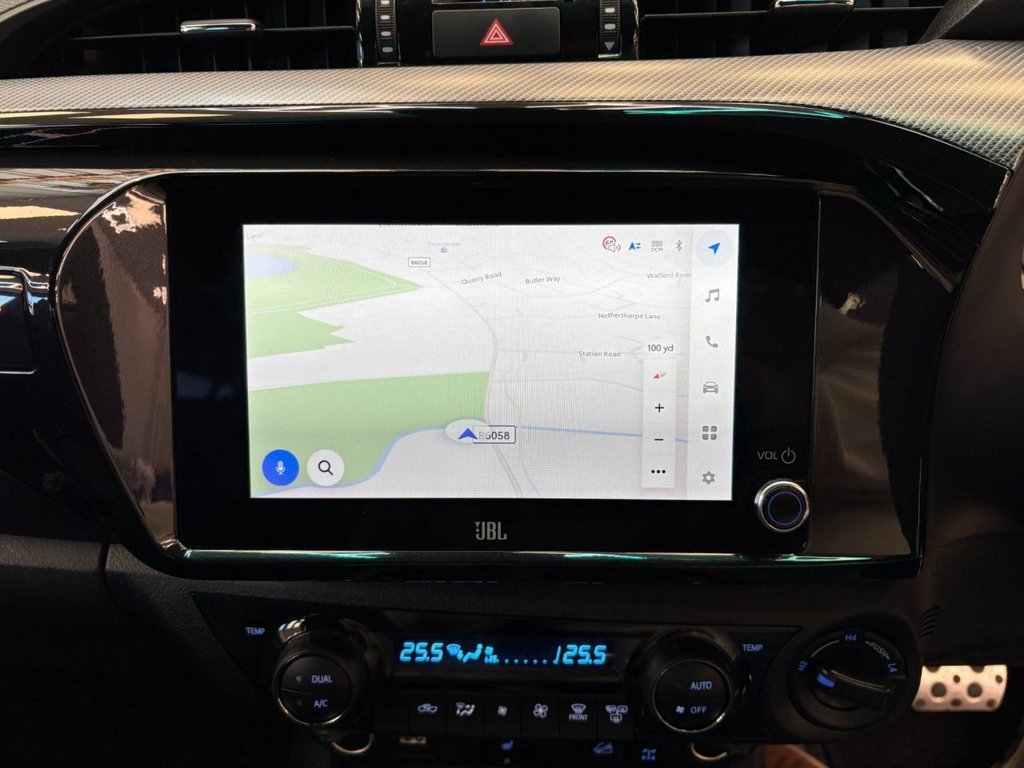 Used Toyota Hilux 2025 for sale - 77250150: Photo 11