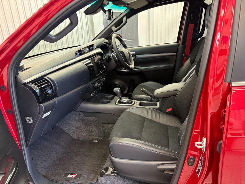 Used Toyota Hilux 2025 for sale - 77250150: Photo 9