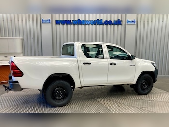 Used Toyota Hilux 2019 for sale - 75799869: Photo