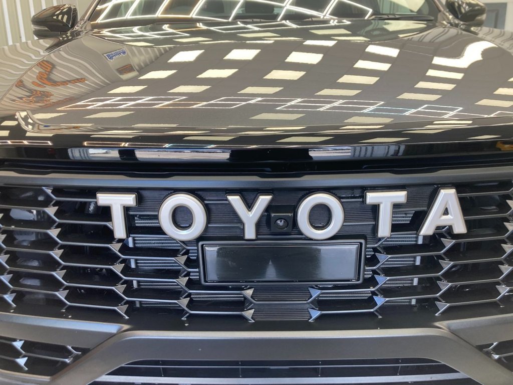 Used Toyota Hilux 2025 for sale - 75321057: Photo 30