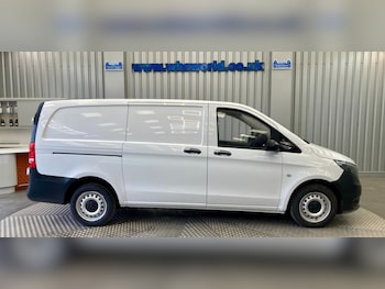 Used Mercedes-Benz Vito 2018 for sale - 76092428: Photo