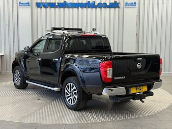 Used Nissan Navara 2018 for sale - 76900865: Photo