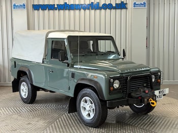 Land Rover Defender feature image