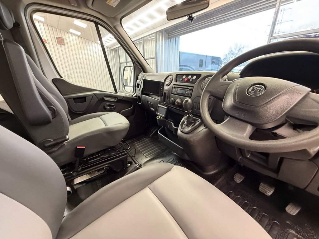 Vehicle 29