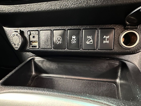 Used Toyota Hilux 2020 for sale - 74587806: Photo 22