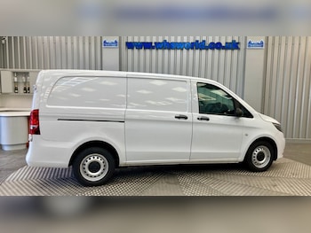 Used Mercedes-Benz Vito 2021 for sale - 76147575: Photo