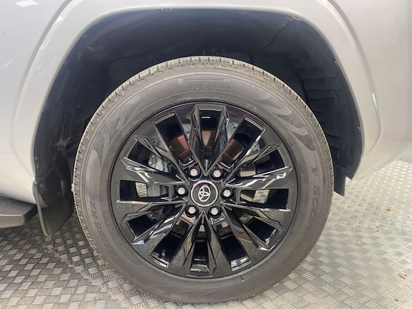 Used Toyota Landcruiser 2024 for sale - 76245264: Photo 14