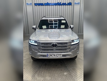 Used Toyota Landcruiser 2024 for sale - 76245264: Photo 2