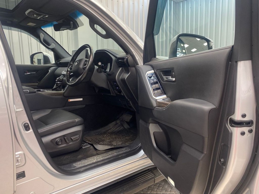 Used Toyota Land Cruiser 2024 for sale - 76245264: Photo 8