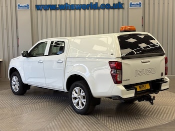 Used Isuzu D-Max 2023 for sale - 79358890: Photo