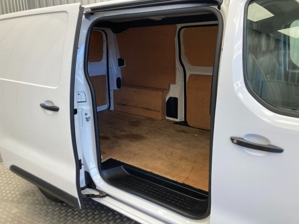 Used Vauxhall Vivaro 2020 for sale - 76092682: Photo 21