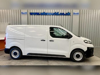 Used Vauxhall Vivaro 2020 for sale - 76092682: Photo