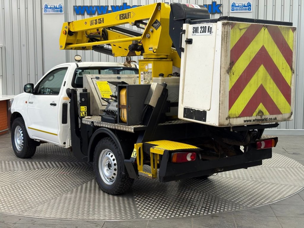 Used Toyota Hilux 2015 for sale - 76686314: Photo 5