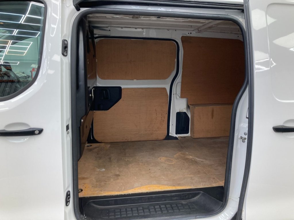 Used Vauxhall Vivaro 2020 for sale - 76266593: Photo 18
