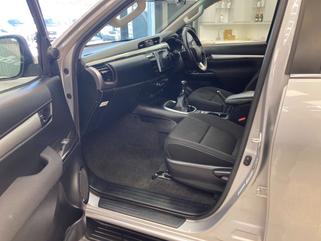 Used Toyota Hilux 2020 for sale - 76092630: Photo 17